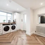 Long In Allonby, 3-bed House, Sleeps 6, Parking, Wifi, Ev Plug Allonby