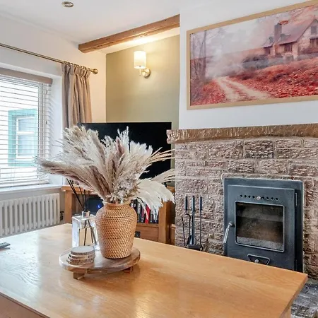Long In Allonby, 3-bed House, Sleeps 6, Parking, Wifi, Ev Plug *