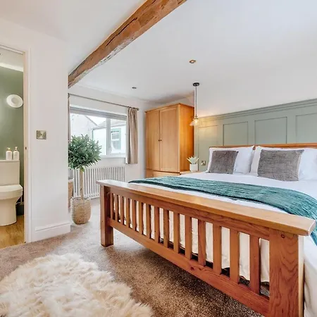 Long In Allonby, 3-bed House, Sleeps 6, Parking, Wifi, Ev Plug