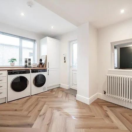 Long In Allonby, 3-bed House, Sleeps 6, Parking, Wifi, Ev Plug Allonby