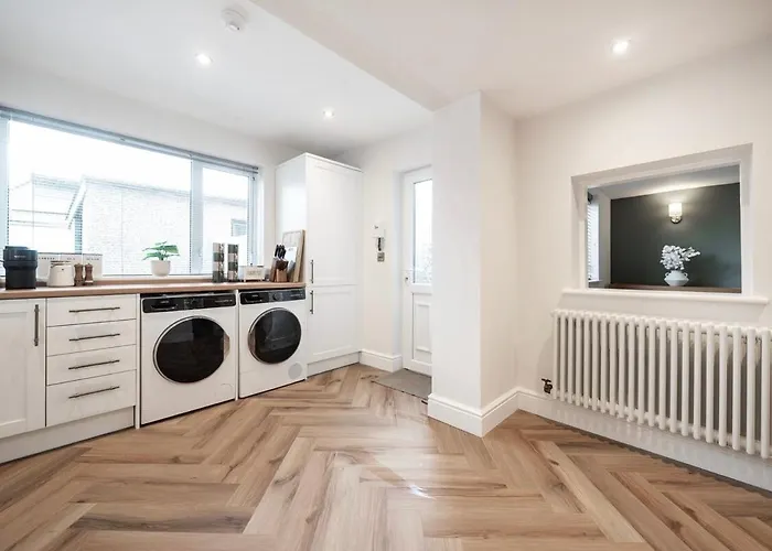 Long In Allonby, 3-bed House, Sleeps 6, Parking, Wifi, Ev Plug Allonby